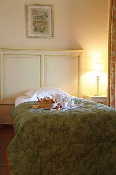 Aparthotel Pierre & Du Golf De Pont Royal En Provence 3*