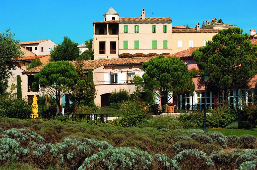 Pierre & Du Golf De Pont Royal En Provence Aparthotel 3*