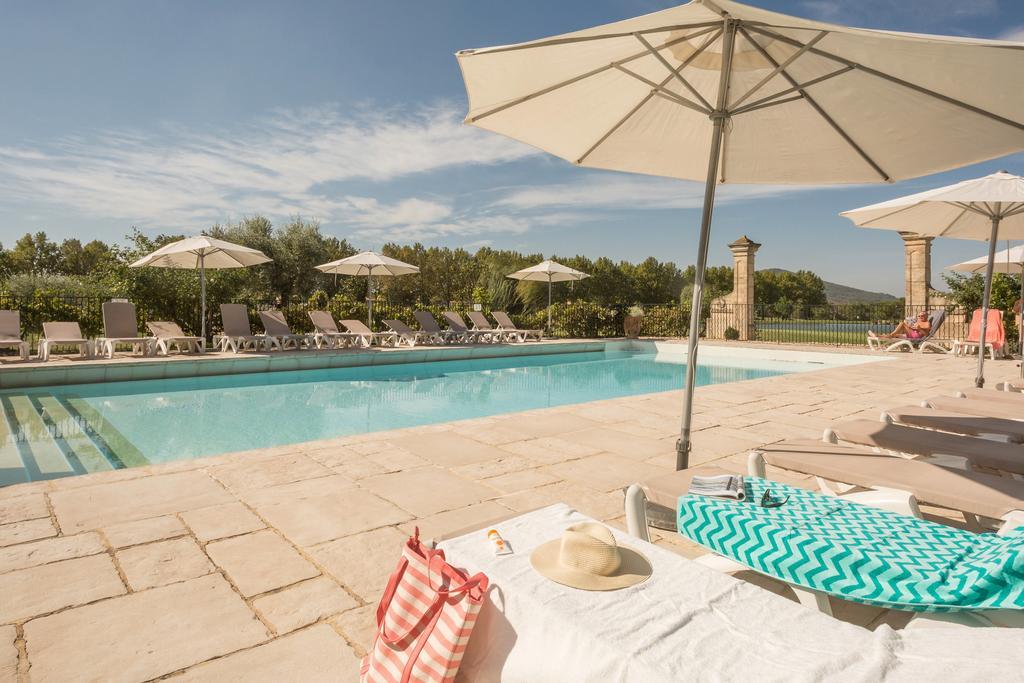 Aparthotel Pierre & Du Golf De Pont Royal En Provence